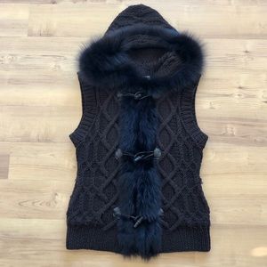 Carlisle brown fur/wool vest with toggle closure